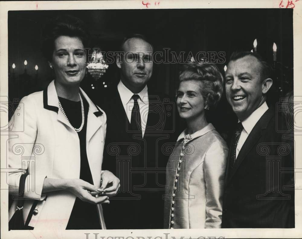 1966 Judge Bill Elliott &amp; wife Emilie with Don &amp; Betsy Mullins-Historic Images