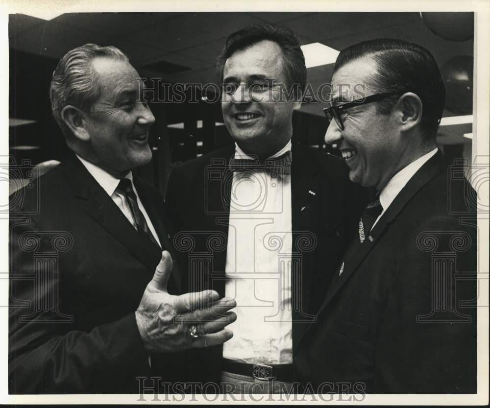 1968 State Rep. Bob Eckhardt with Bill Swanson & Chet Brooks-Historic Images