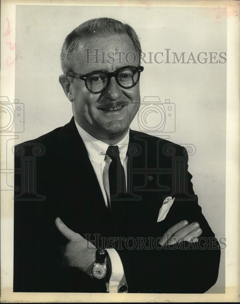 1955 Press Photo Peter Donald, television actor - hca93869 - Historic Images