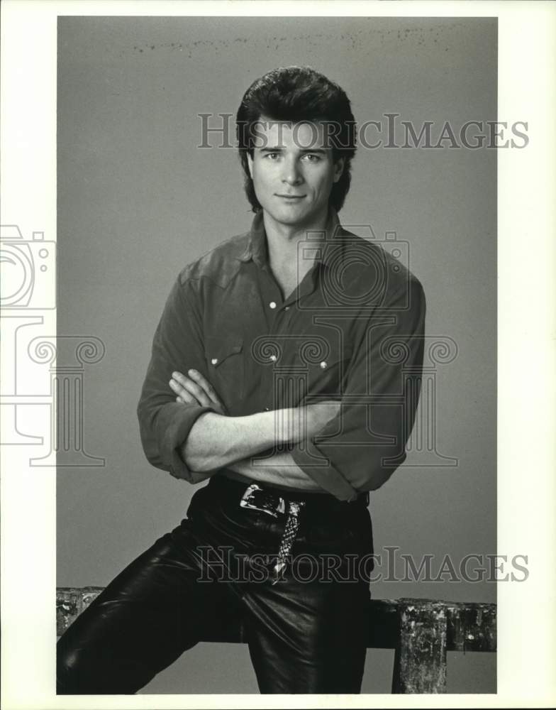 1987 Press Photo James DePaiva as Max Holden on ABC's One Life to Live. - Historic Images