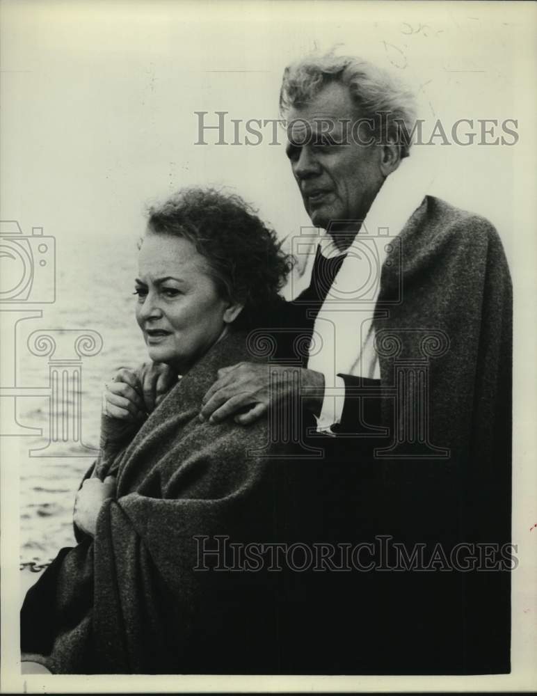 1980 Press Photo Actress Olivia De Havilland in scene with co-star - Historic Images