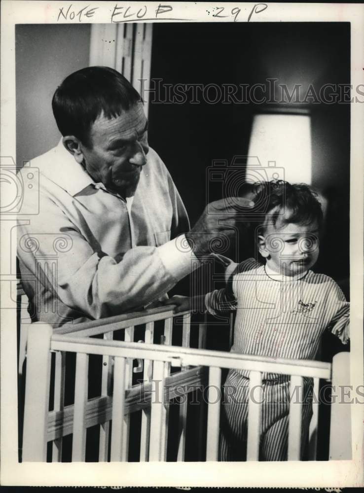 1970 Press Photo William Demarest tends baby in "My Three Sons" scene - Historic Images