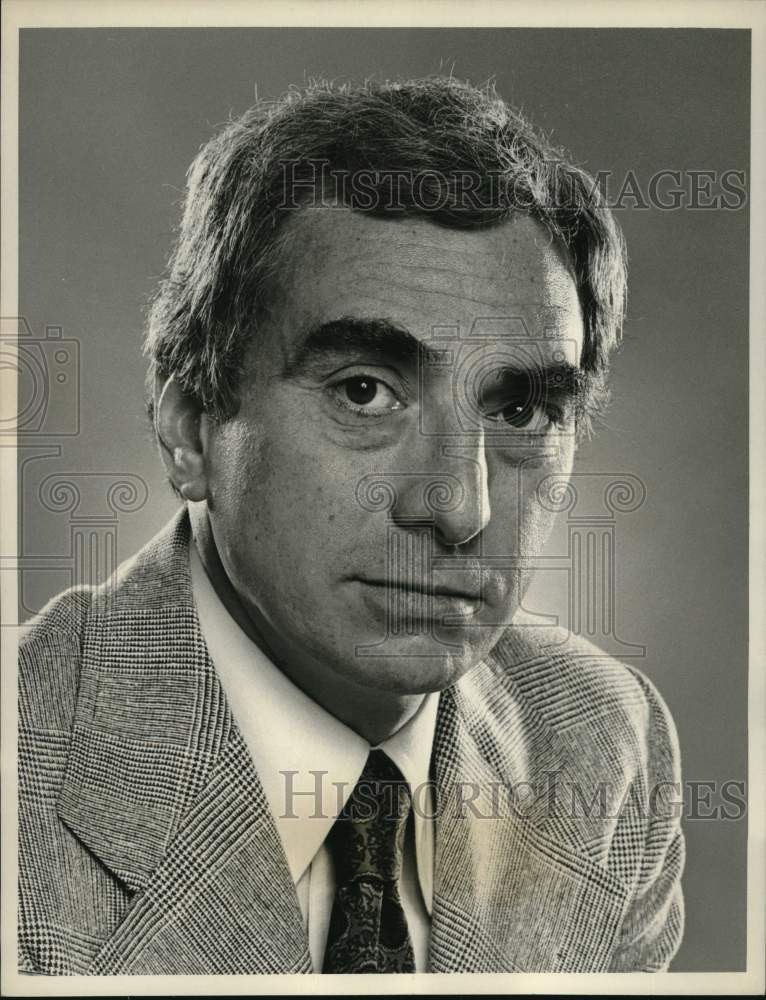 Press Photo Actor Jack Dodson Stars in "All's Fair", New Comedy on CBS - Historic Images