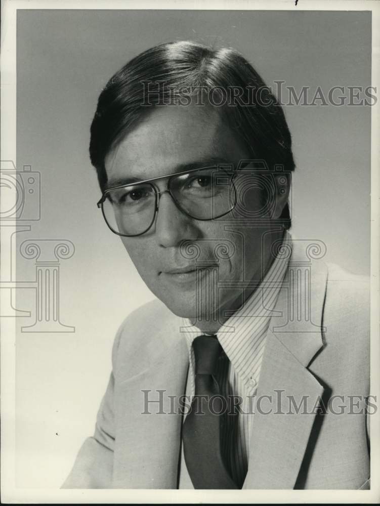 1983 Lloyd Dobyns of "NBC Monitor" - Historic Images