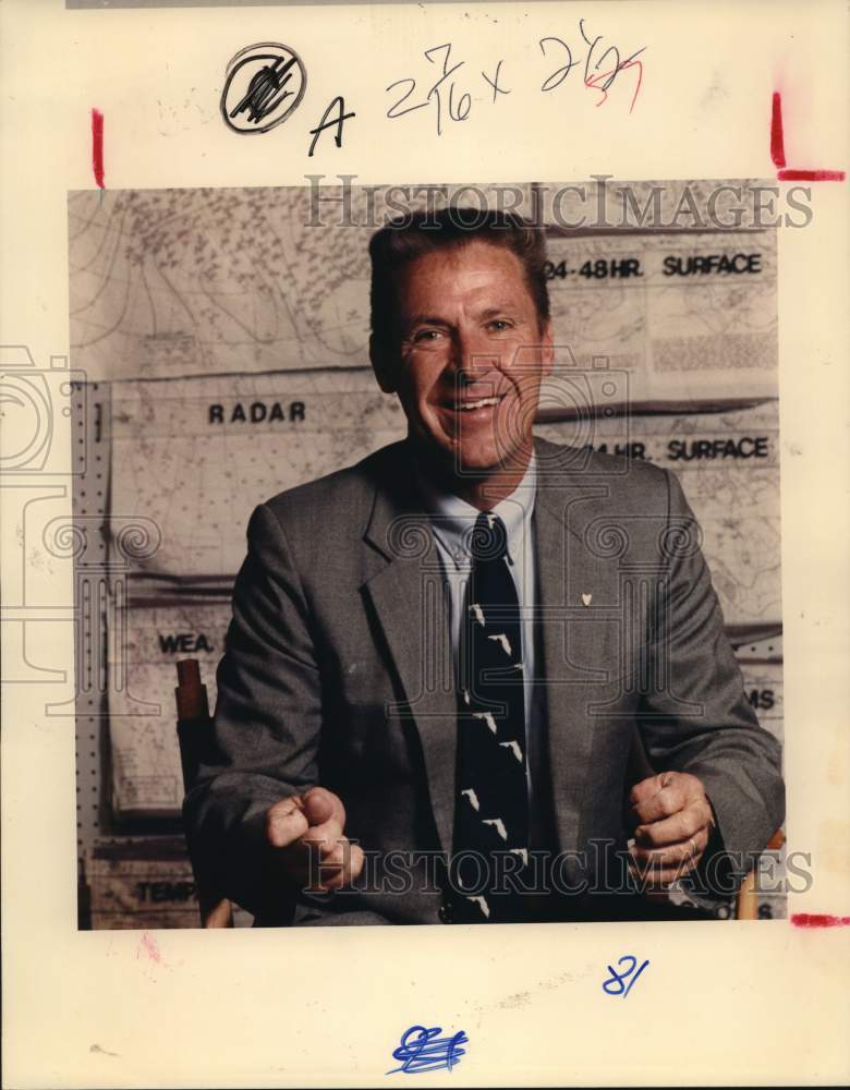 1987 Press Photo Dr. Neil Frank, Channel 11 weather co-star, Houston, Texas - Historic Images