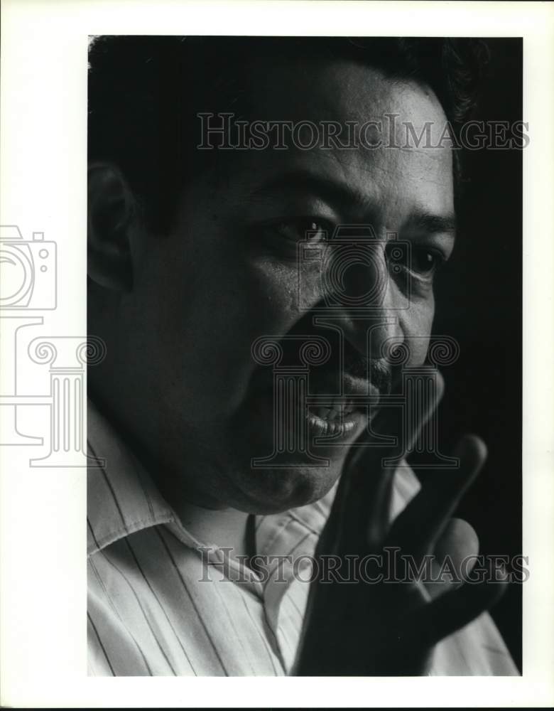 1992 Luis Flores, representative to the U.S. for Salvador&#39;s FMLN - Historic Images