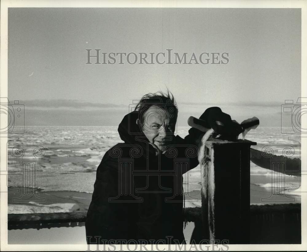 1969 Press Photo Frank Dobbs, Channel 2 Newsman, Houston, Texas - Historic Images