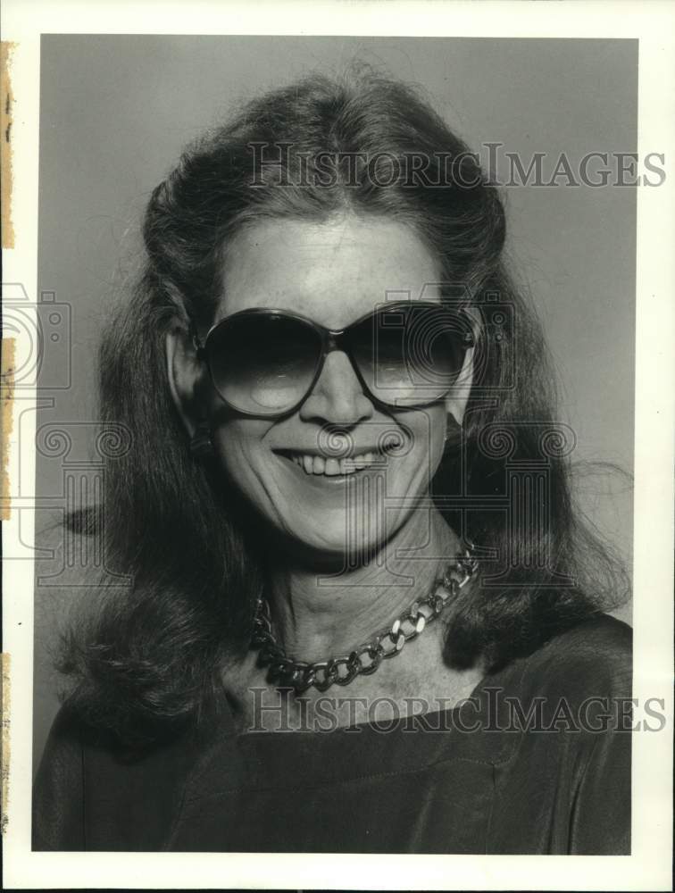 1982 Press Photo Marjorie Downey of Ciro Jewelry - Historic Images