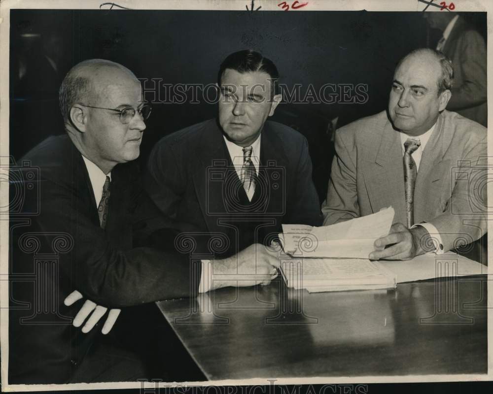 1951 Press Photo Woody Fife at trial for wife&#39;s murder - Historic Images