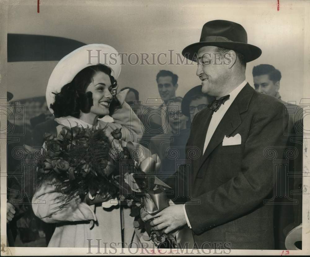 1950 Press Photo Miss America and Bob Douglas - Historic Images