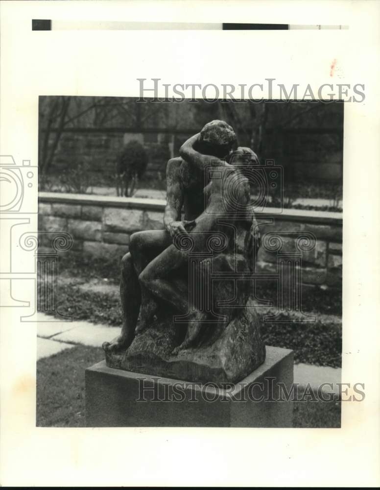 1984 Press Photo Auguste Rodin&#39;s sculpture &quot;The Kiss&quot; - Historic Images