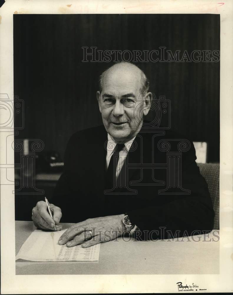 1969 Nelson Robinson, Henke &amp; Pillot president, announced retirement-Historic Images