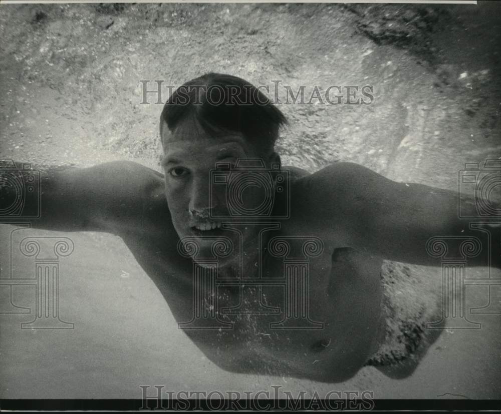 1964 Kris Brown Swims Underwater-Historic Images