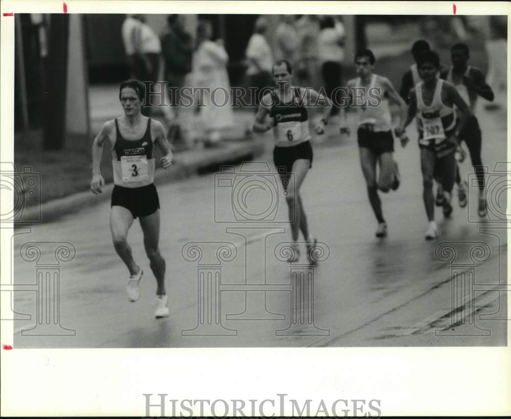 1988 Press Photo Houston-Tenneco Marathon men&#39;s winner Geir Kvernomo - hcb00228- Historic Images