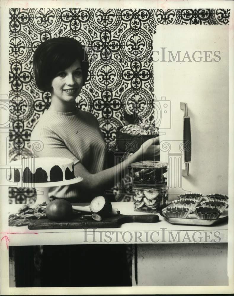 1967 Kathy Hargis, guest food editor for "Seventeen" magazine-Historic Images