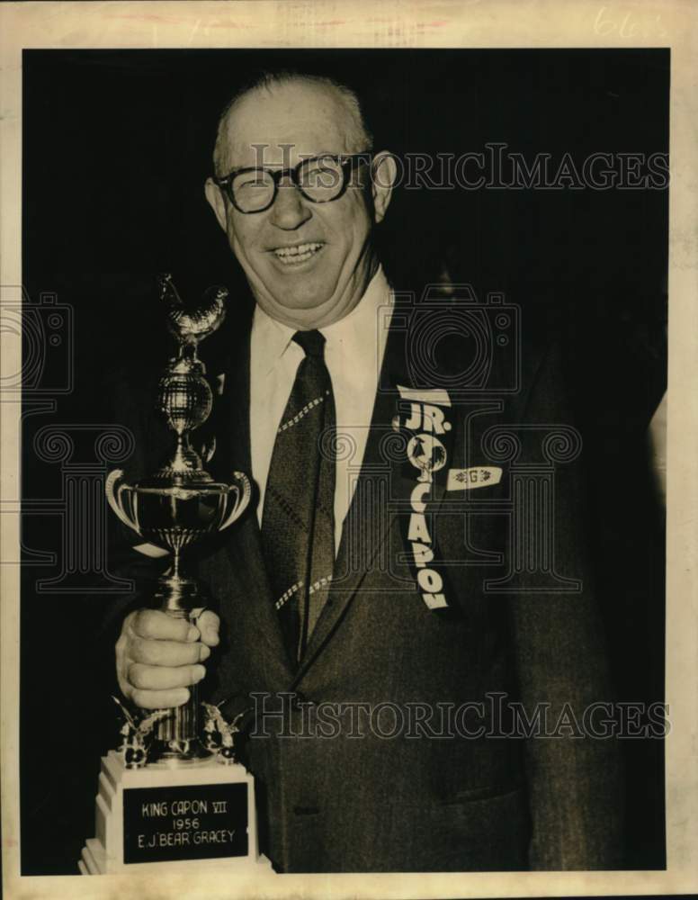 1956 E.J. (Bear) Gracey holds King Capon VII trophy, Houston, Texas-Historic Images