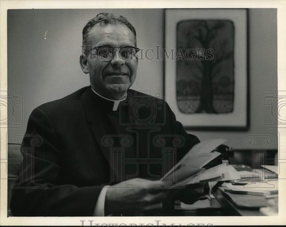 1966 Press Photo Bishop Vincent Harris, new Bishop of Beaumont, Texas- Historic Images