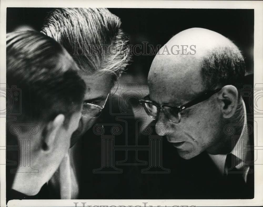 1964 Sam Hoover confers with Burnett and Jones at trial-Historic Images