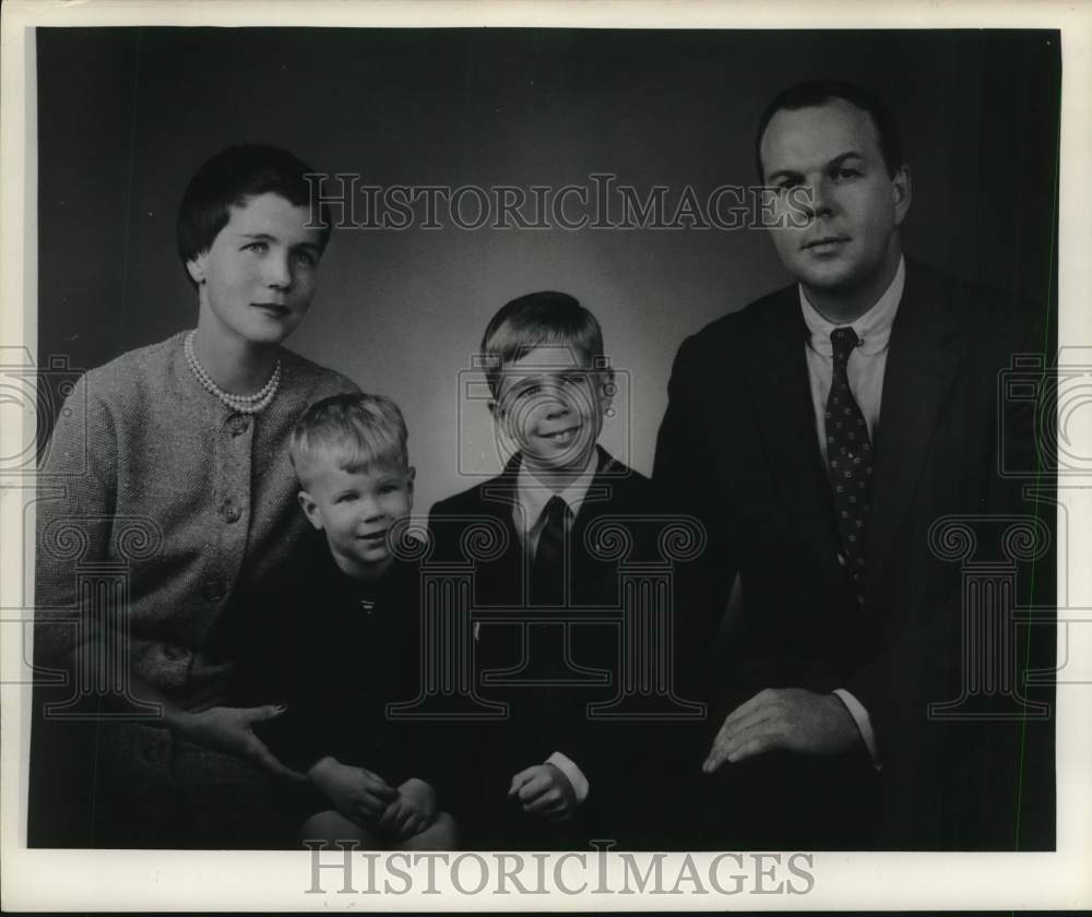 1958 U. S. Ambassador to Mexico Robert C. Hill with family-Historic Images