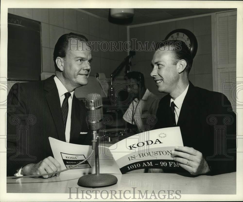 1961 Paul Harvey, news commentator &amp; Koda&#39;s Don La Blank, Houston-TX-Historic Images