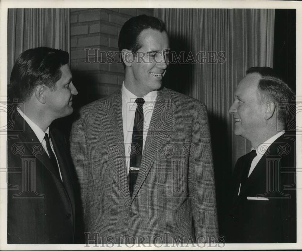 1962 Metropolitan Opera star Jerome Hines, group-Historic Images