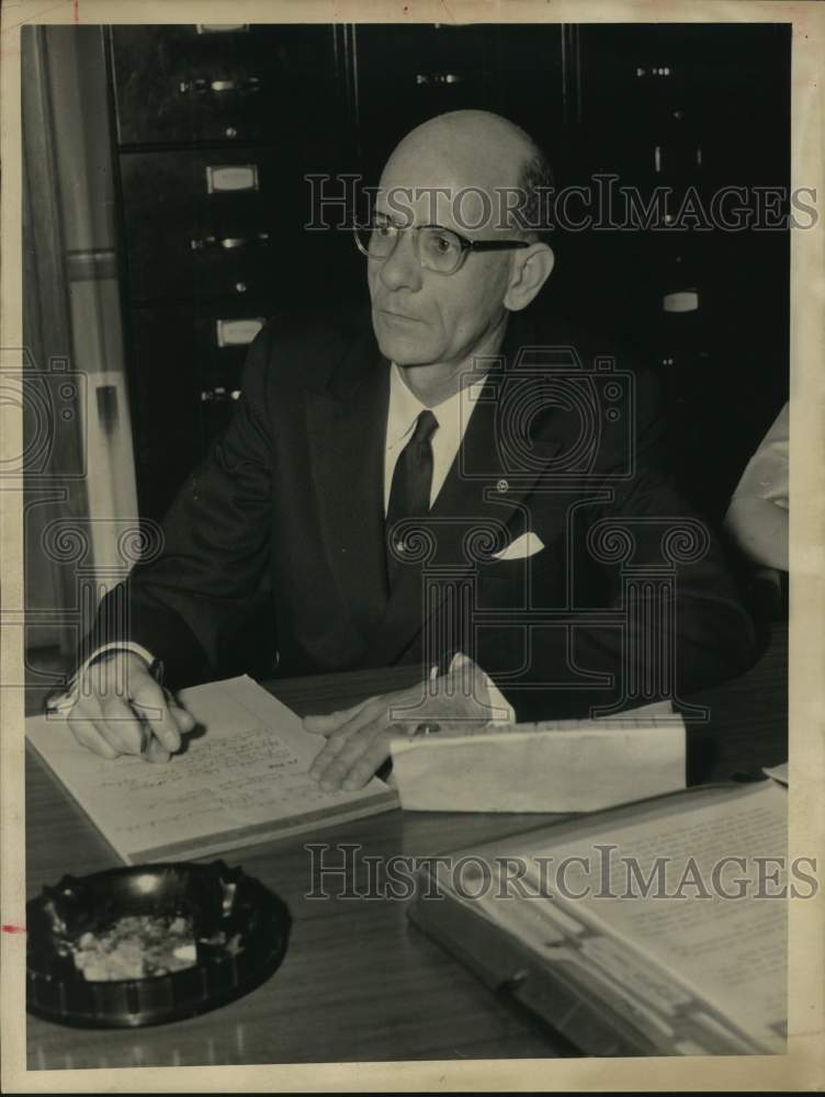 1958 Sam Hoover, Pasadena attorney-Historic Images