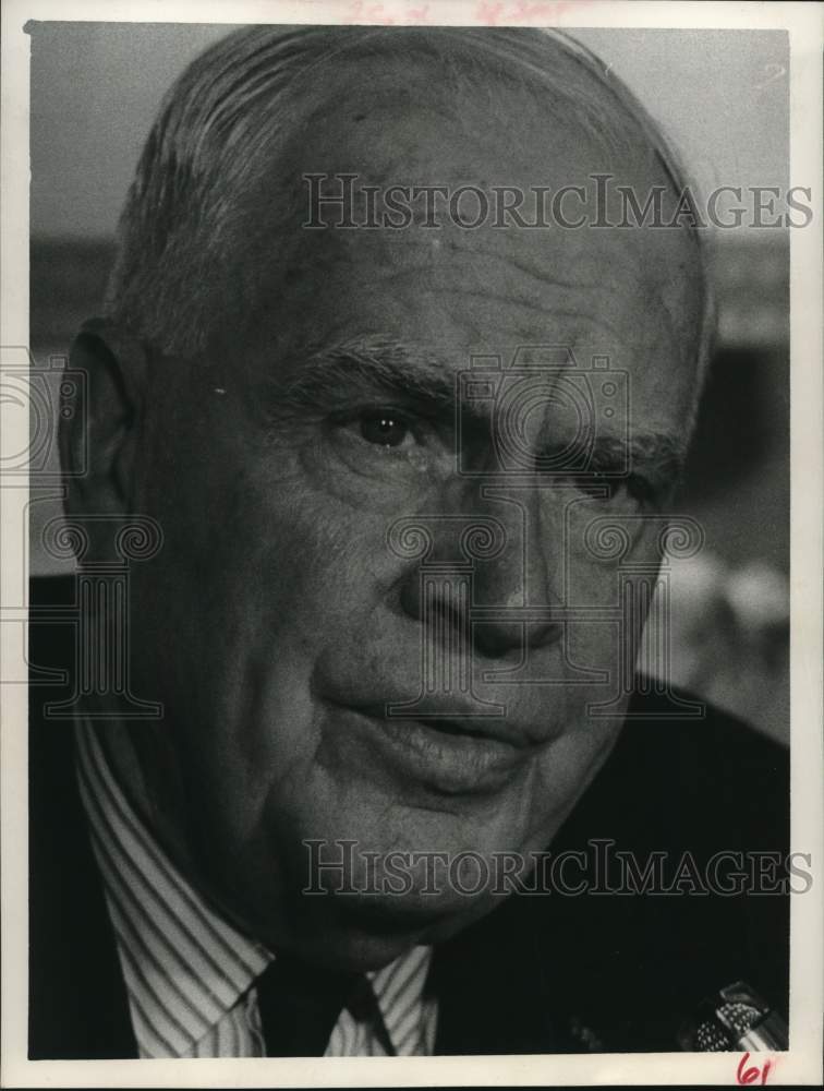 1964 Secretary Luther Hodges opposes Goldwater-Historic Images