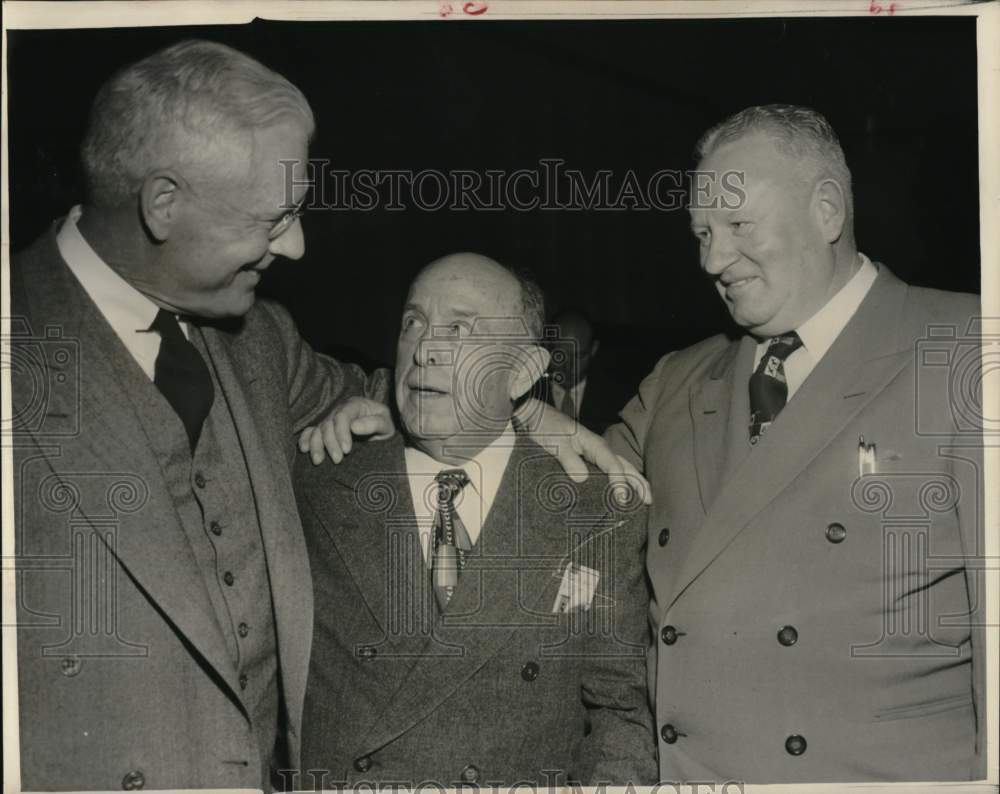 1953 Trans-Arabian Pipeline president Burt Hull and friends at event-Historic Images