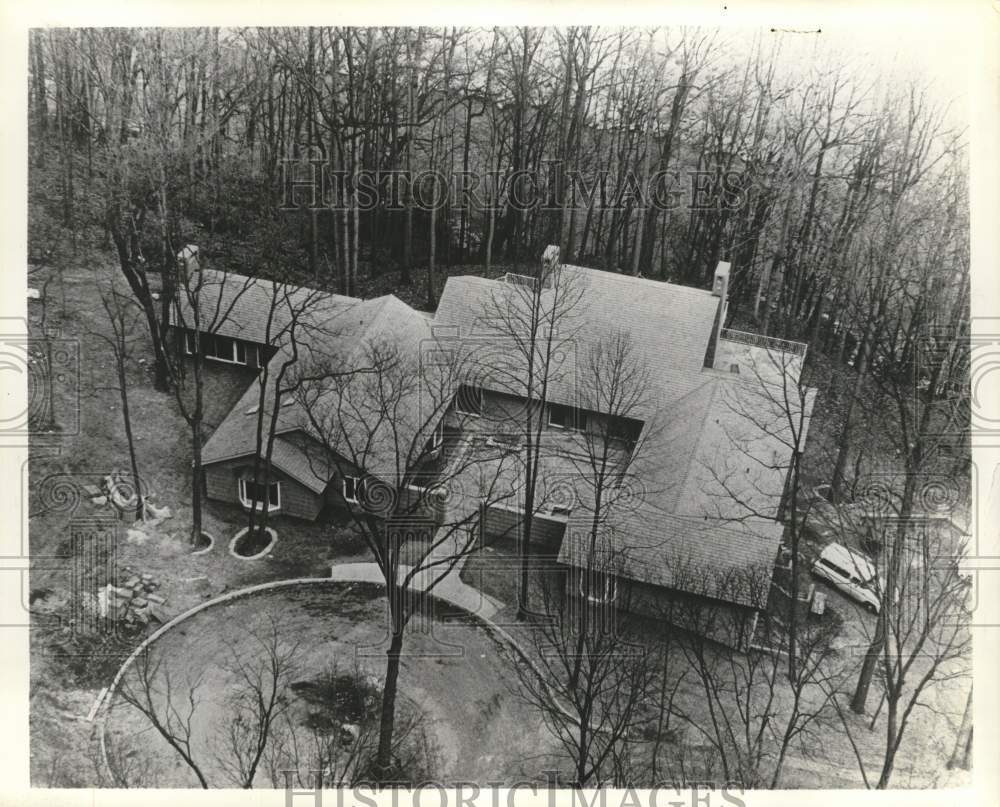 1968 Aerial view of Senator and Mrs. Edward Kennedy&#39;s home.-Historic Images