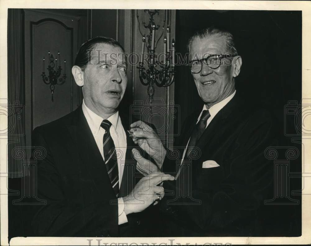 1966 Sheriff Buster Kern attempts to make Comic Milton Berle deputy.-Historic Images