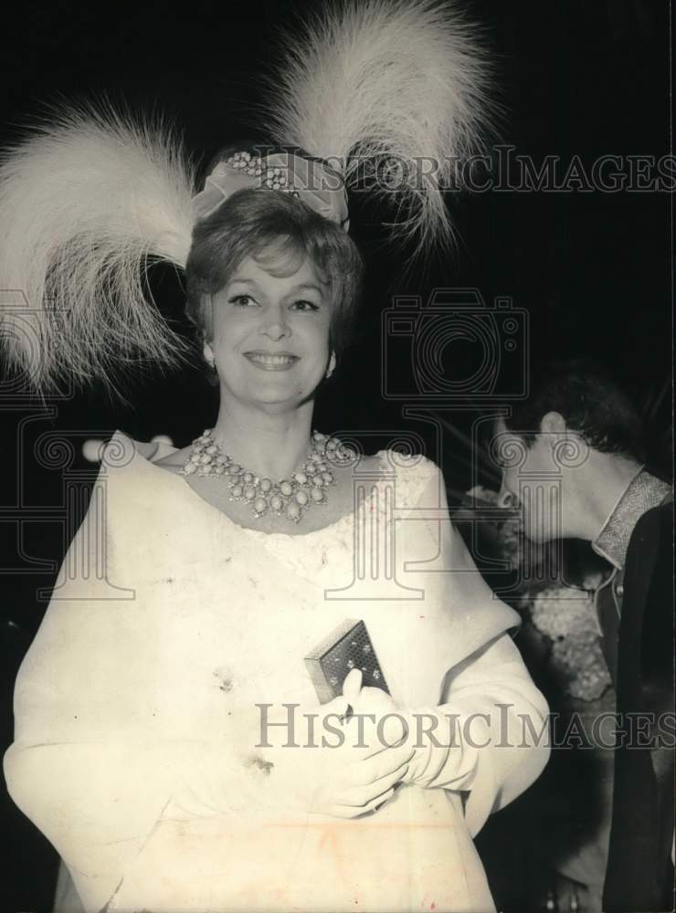 1968 Begum Aga Kahn at event-Historic Images