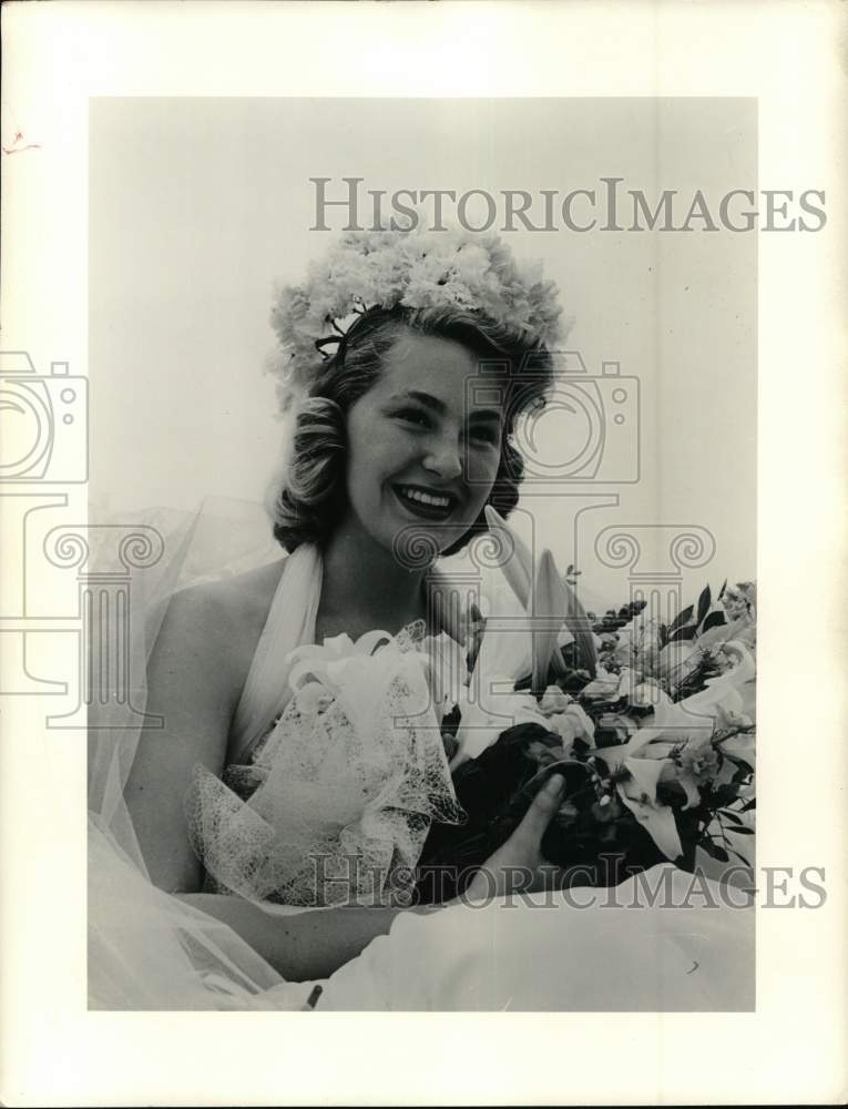 1956 Joan Bennett (Kennedy) named Floral Pageant Queen in Bermuda-Historic Images