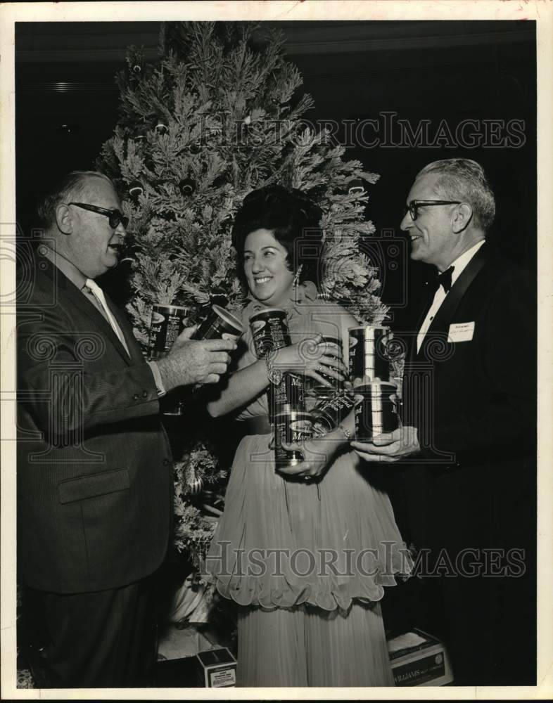 1969 Mrs. Alfred Kahn, Chester Atkins, Jay Allbritton at HRA Dance-Historic Images