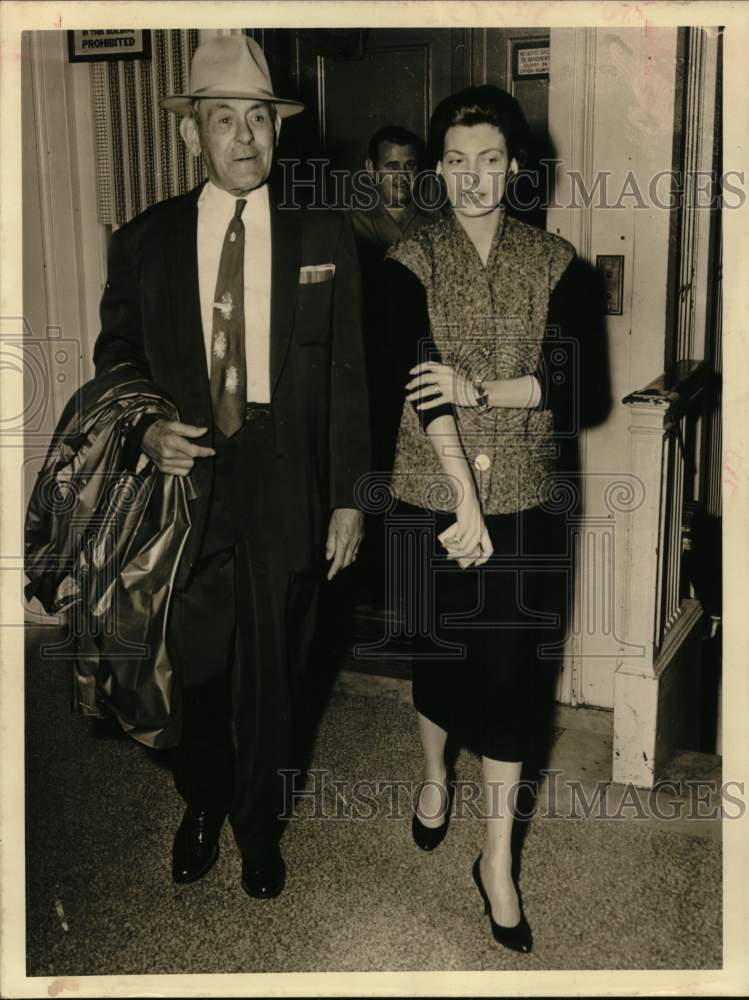 1959 Alva Jane Kirk & Deputy Marshal Ollie at federal court.-Historic Images