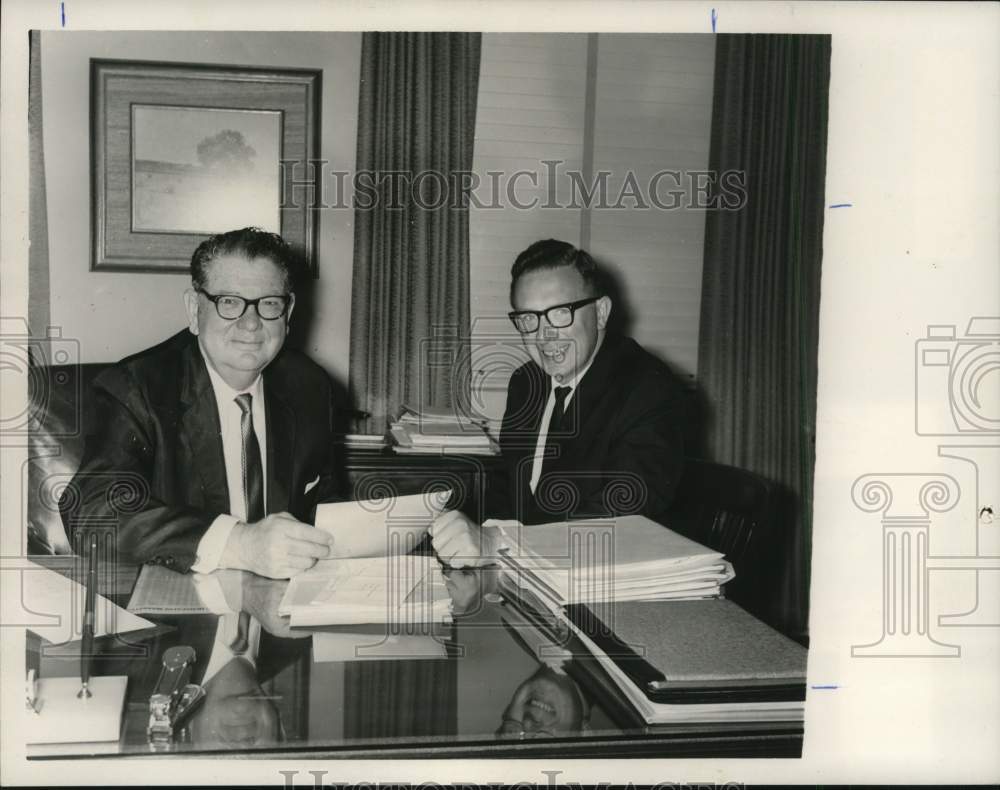 1966 Australian John Lewis with H.W. Mossberger of the Chronicle-Historic Images
