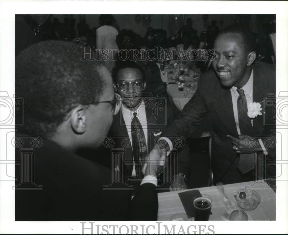 1991 Press Photo Sylvester Turn, candidate for mayor, church in Texas - Historic Images