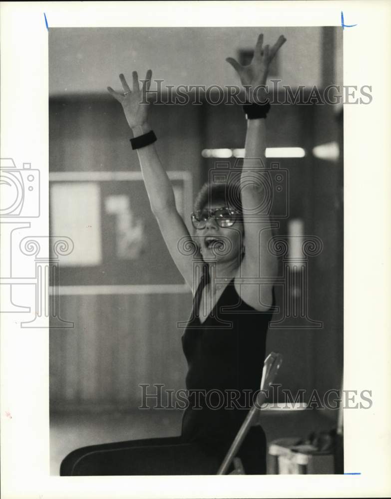 1988 Press Photo Jean Tapia, exercise for handicapped - hcb33756- Historic Images