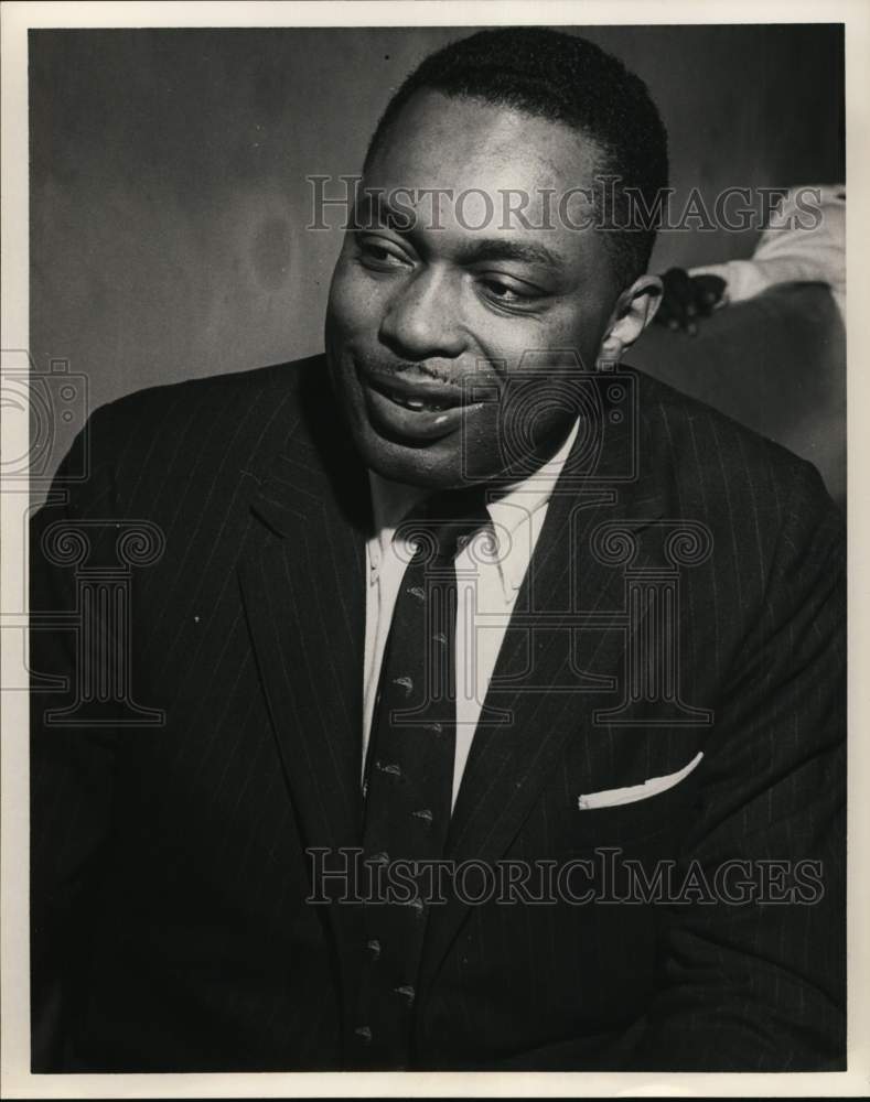 1963 Press Photo Equal Rights Committee head Hobart Taylor Jr. of Detroit - Historic Images