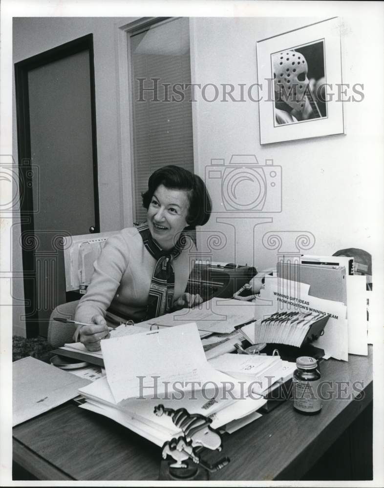 1976 Press Photo Aero promoter Jan Wyatt - hcb44366 - Historic Images