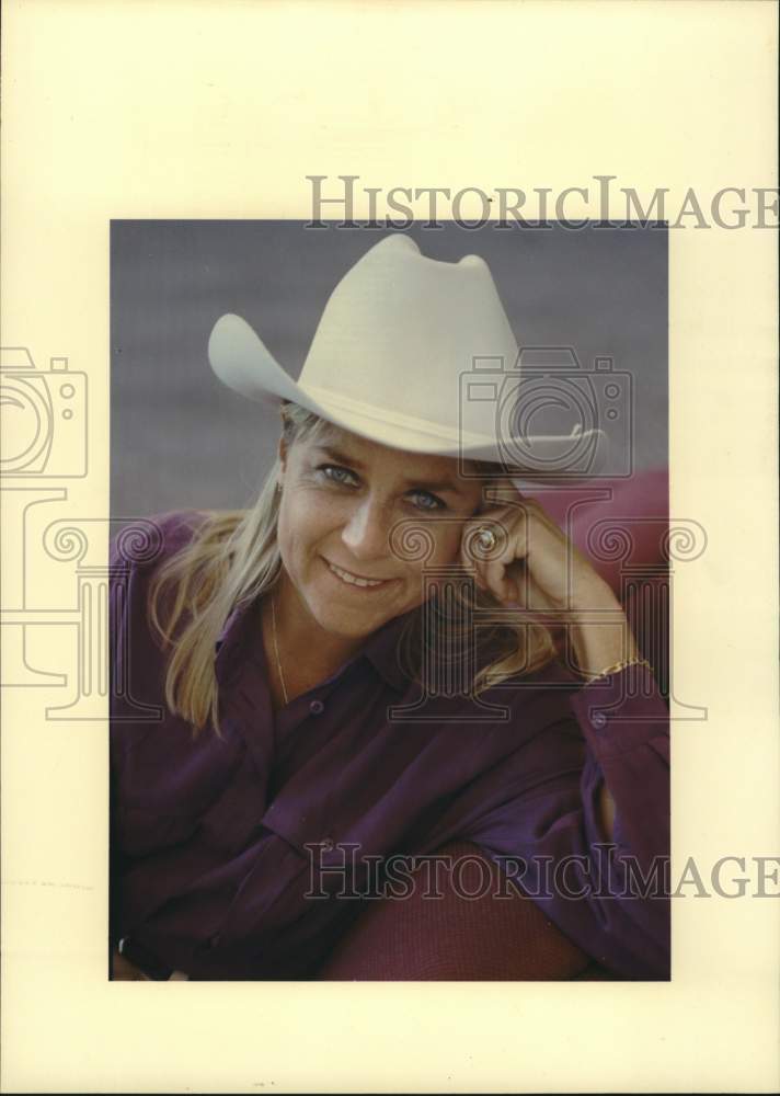 1990 Press Photo Singer and daughter of Hank Williams, Jett Williams. - Historic Images