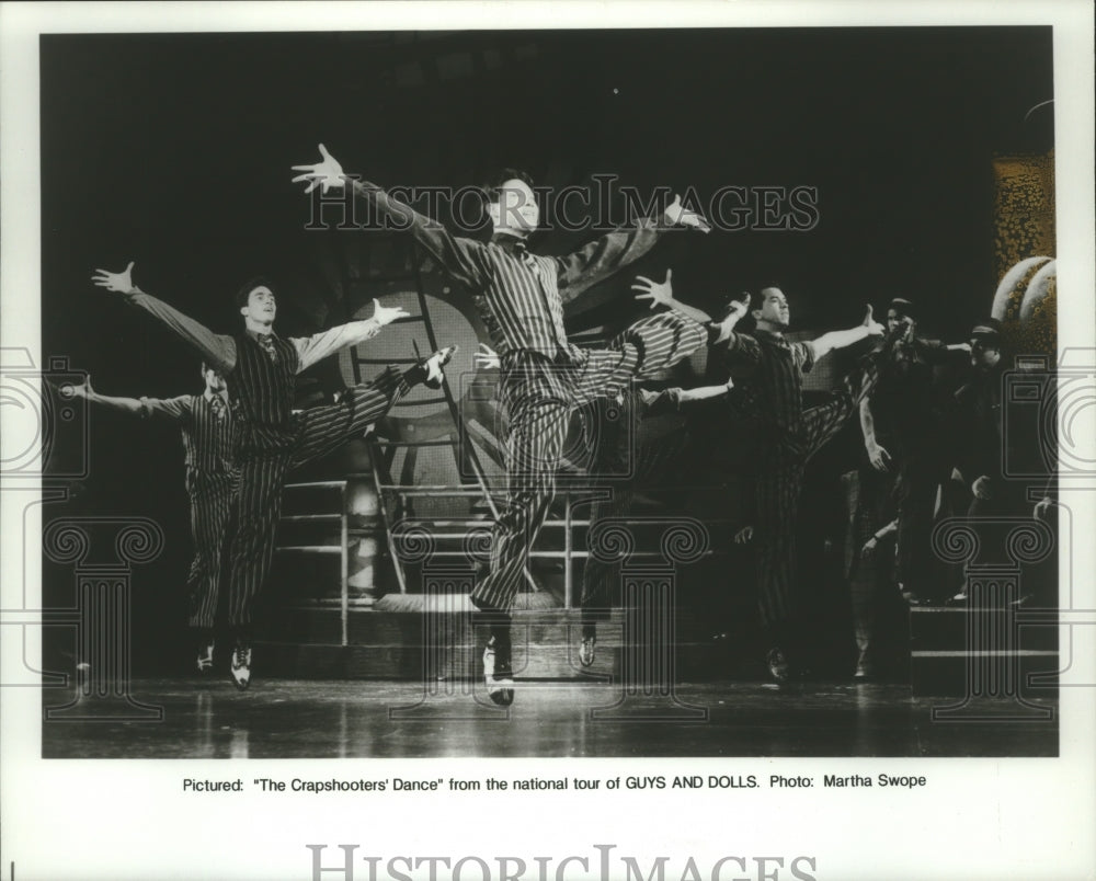 1993 Press Photo Actors perform dance in &quot;Guys and Dolls&quot; - hcp00107 - Historic Images