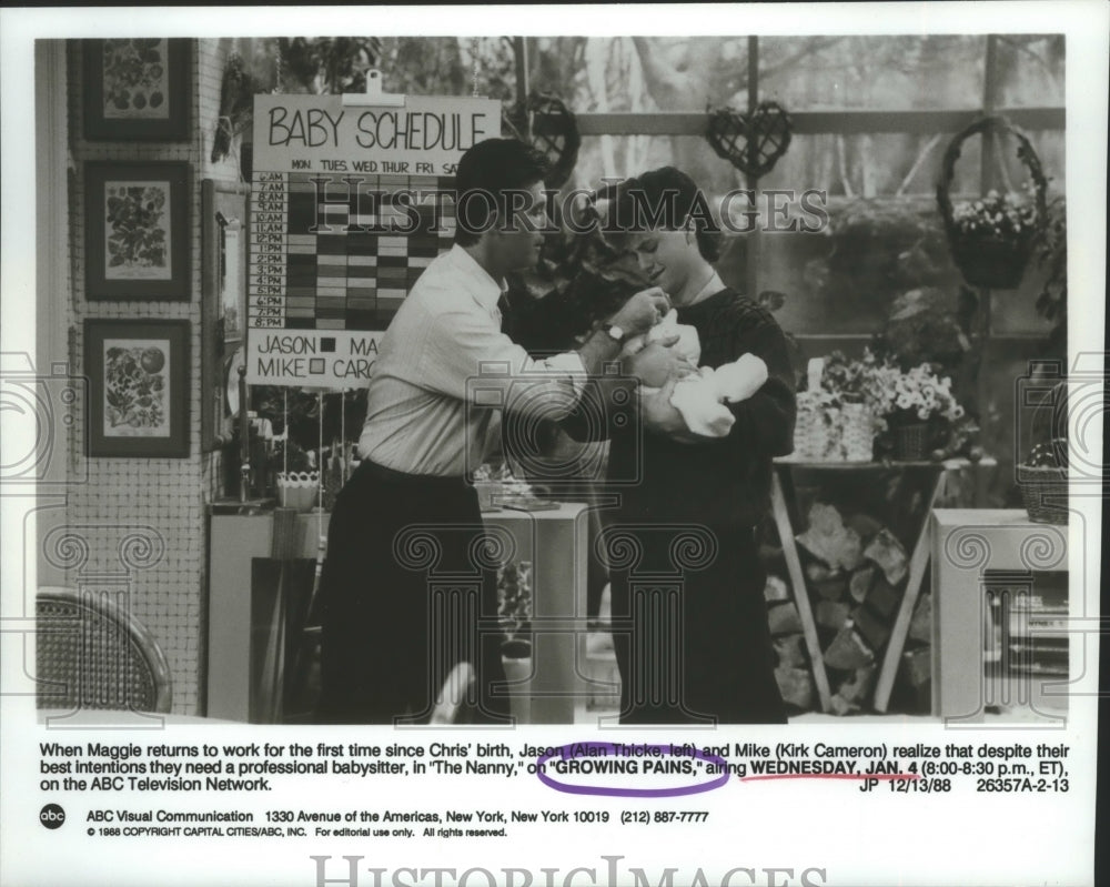 1988 Press Photo Alan Thicke and Kirk Cameron star in TV show "Growing Pains"-Historic Images