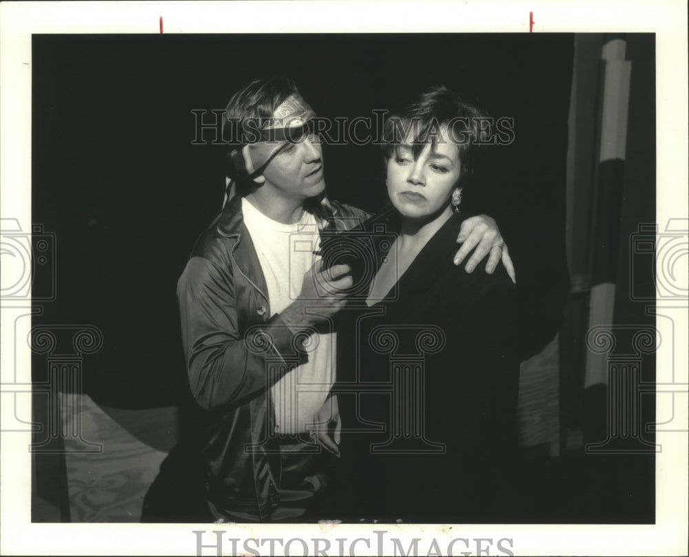 1992 Press Photo Dan Flahive and Monique Viator perform scene at Curtains - Historic Images