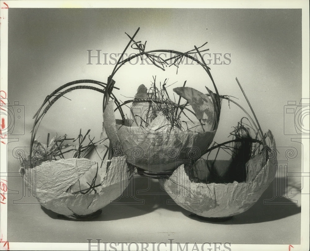 1985 Press Photo Alice Wand basket exhibit at Houston's Contemporary Arts Museum - Historic Images