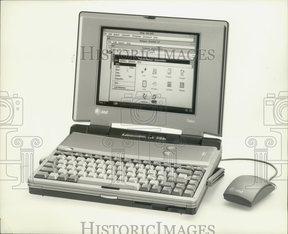 1991 Safari NSX/20 notebook computer - Historic Images
