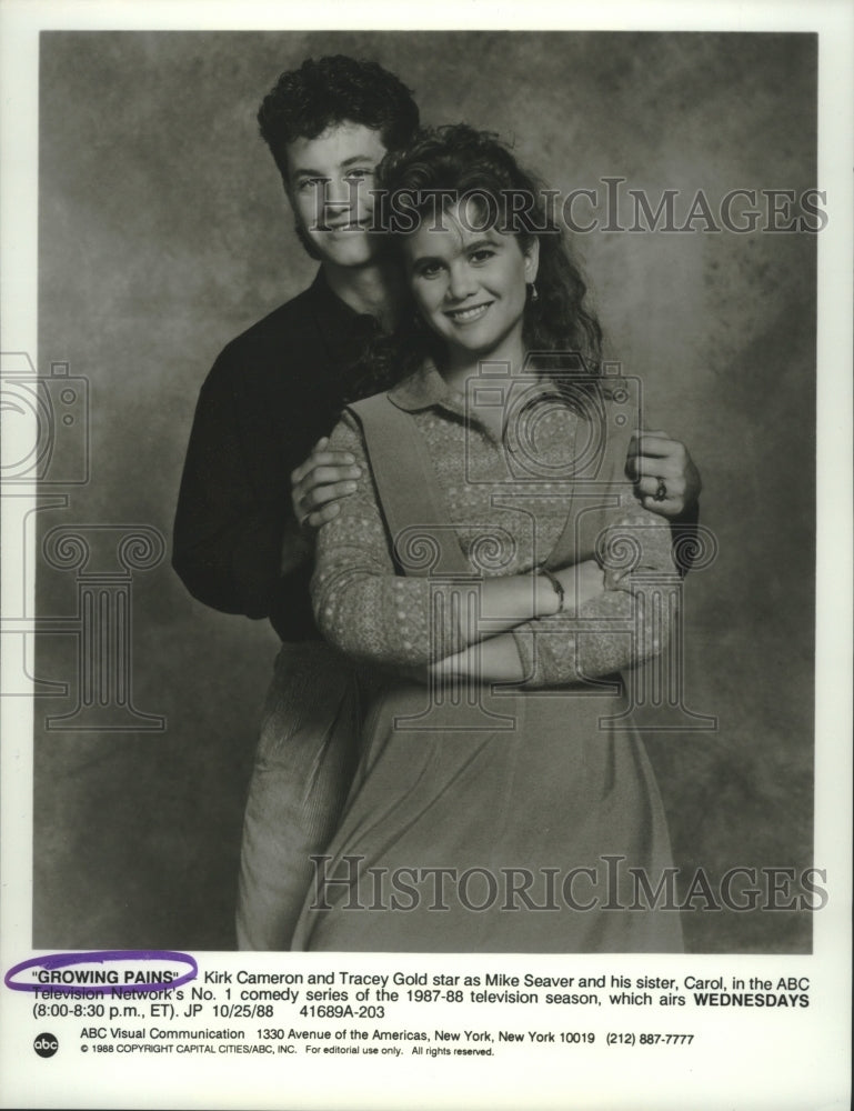 1988 Press Photo Kirk Cameron and Tracey Gold star in ABC TV show Growing Pains - Historic Images