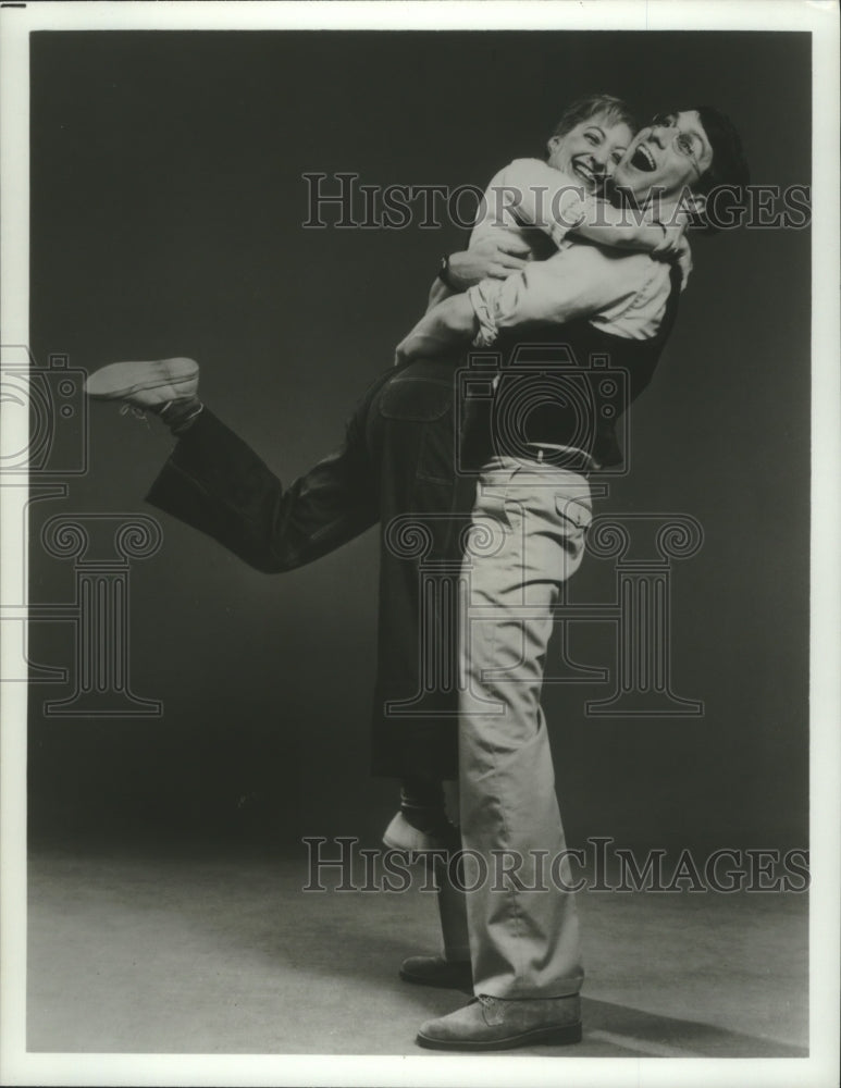 1986 Press Photo Doonesbury play with Julie Boyd and Gregg Edelman. - Historic Images