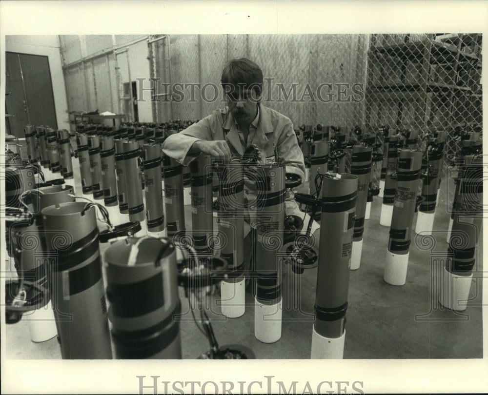 1989 Fairfield Technologies' seismic data acquisition system - Historic Images