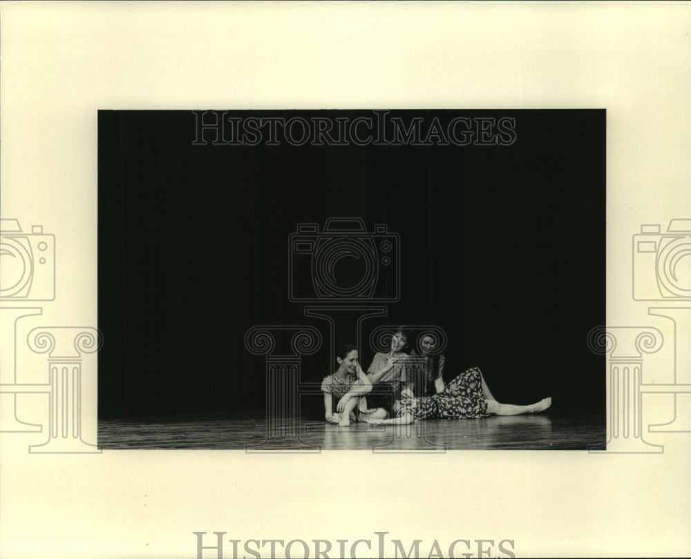 1985 Press Photo Chrysalis Repertory Dance Company. - hcp02949- Historic Images