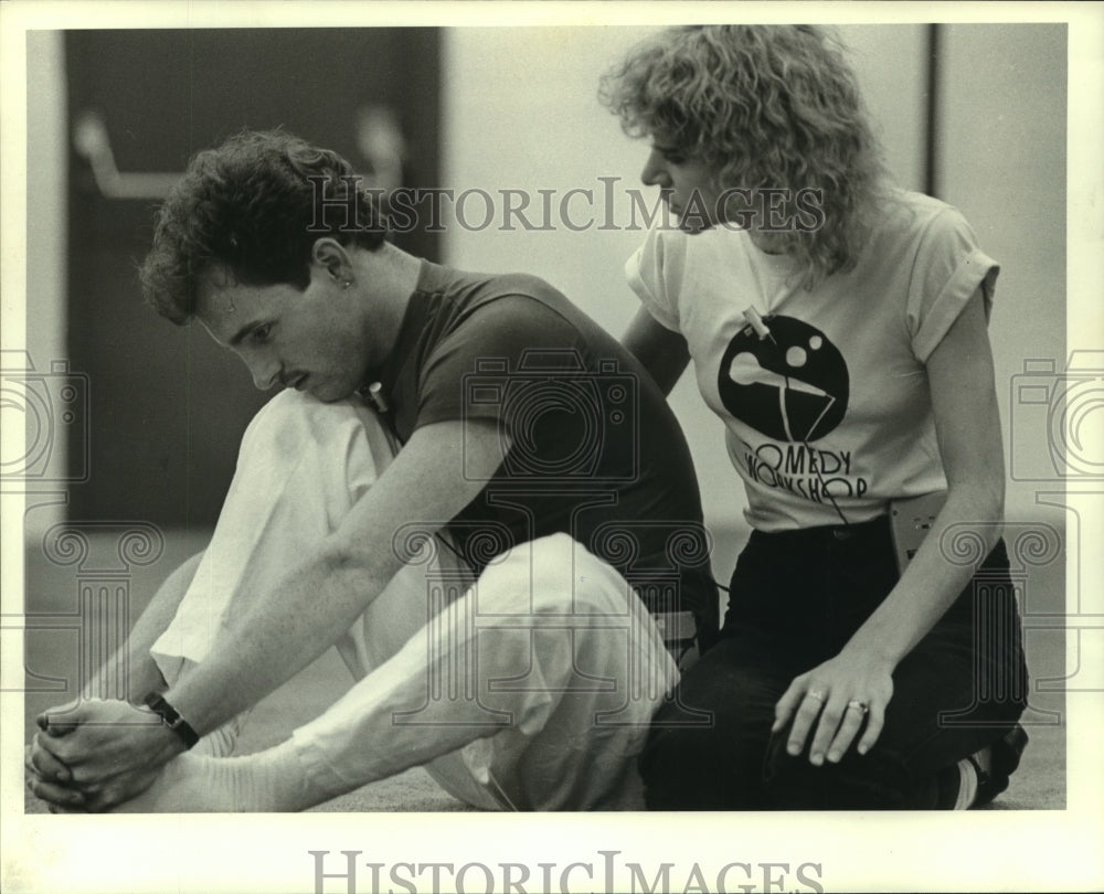 1985 Press Photo Scene from The Comedy Workshop in Houston. - hcp03300- Historic Images